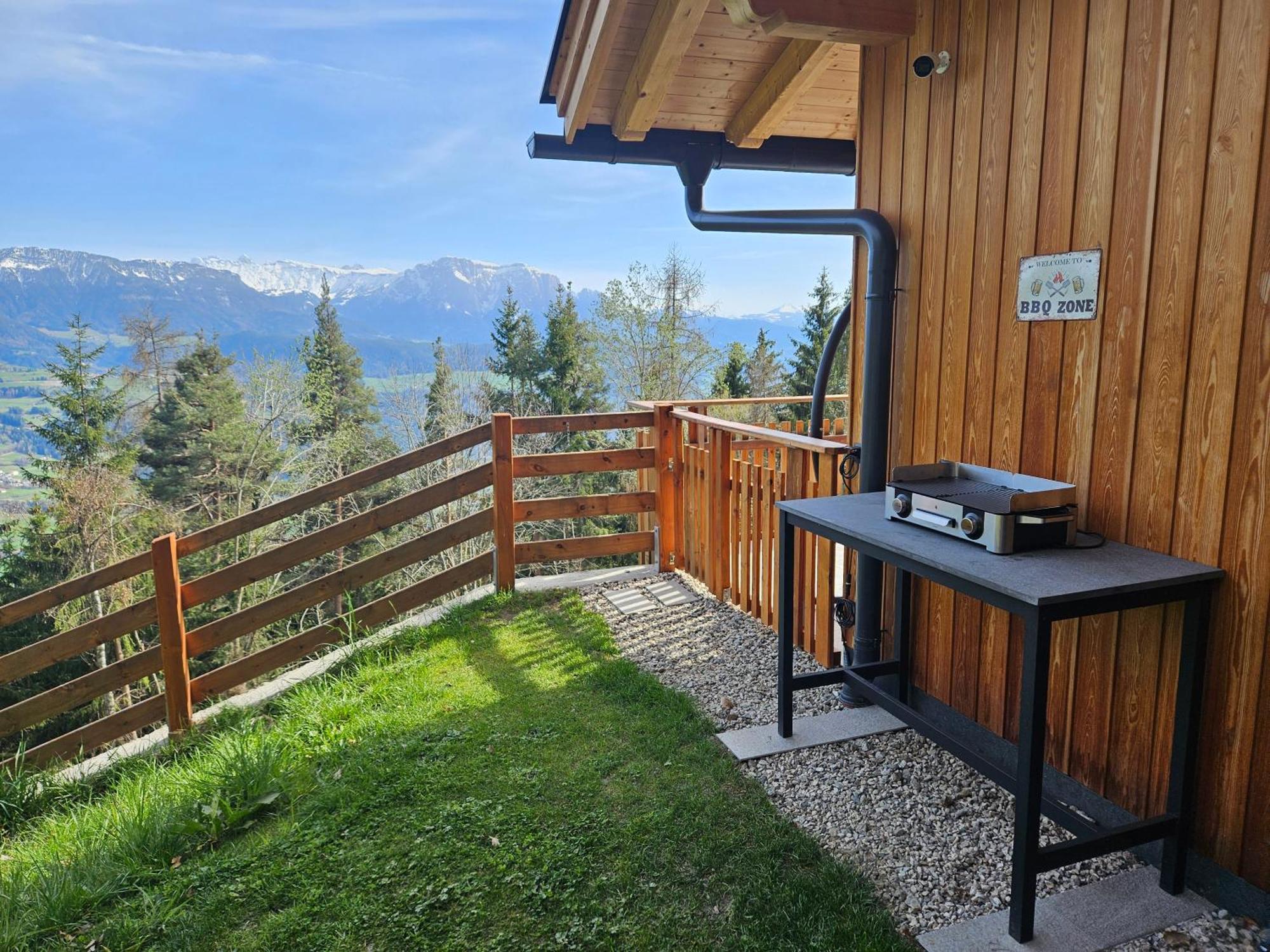 Alone In Chalet With View On Dolomites Villandro Ngoại thất bức ảnh